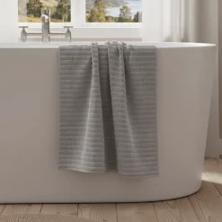 Badehåndkle Inu 70 x 140 cm myk grå