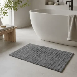 Baderomsmatte Tiles grå i bomull 80 x 50 cm