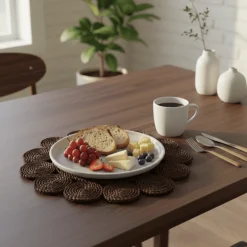 Bordbrikke rund mørk brun