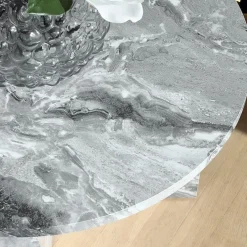Iben grå kontaktplast
