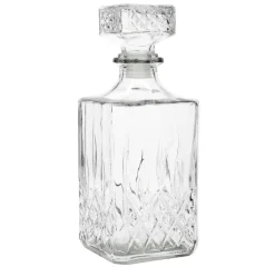 Karaffelsett i slipt glass med fire whiskyglass