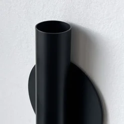 Manhattan vase, sort matt