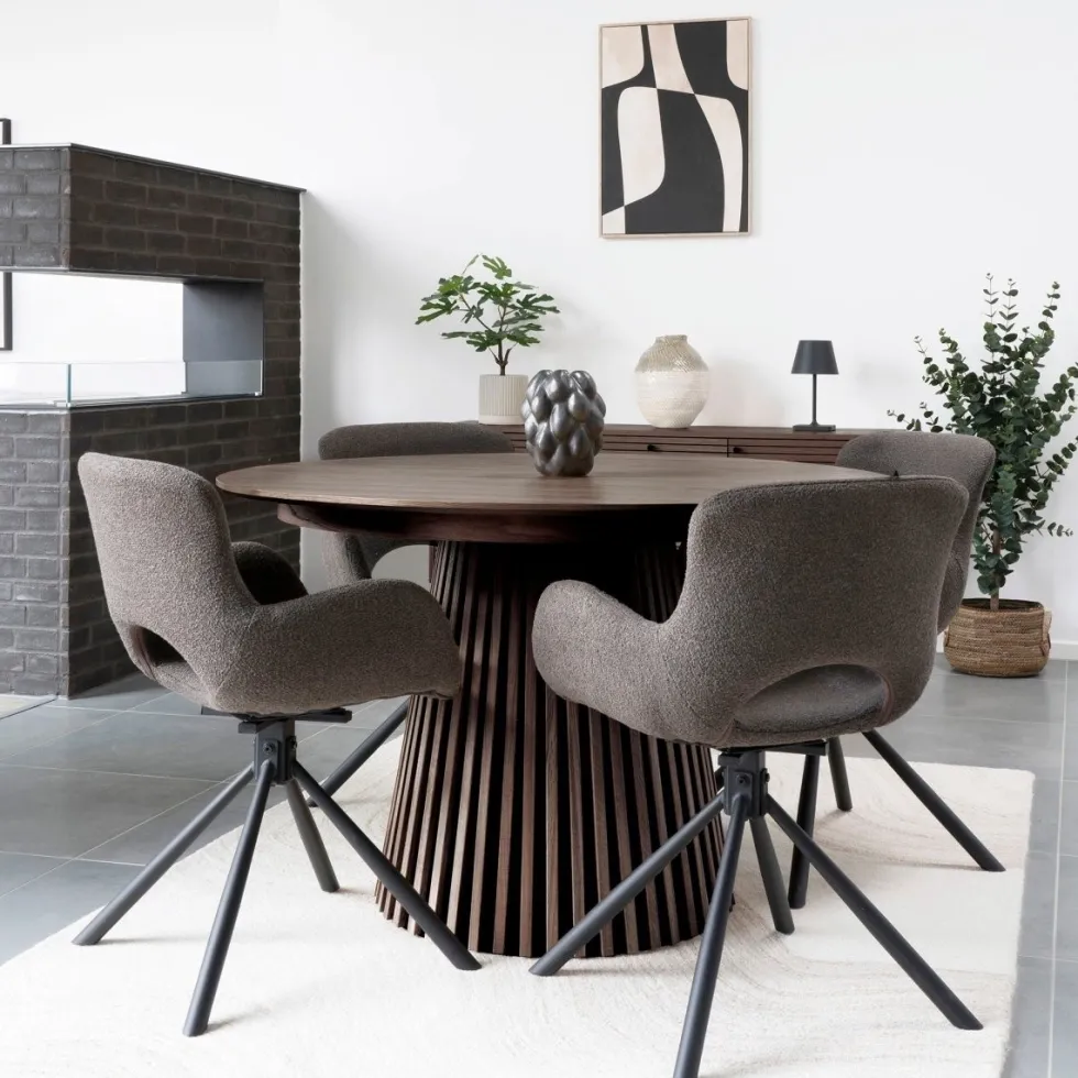 Osaka spisebord smoked oak veneer, uttrekkbart 120-240 cm