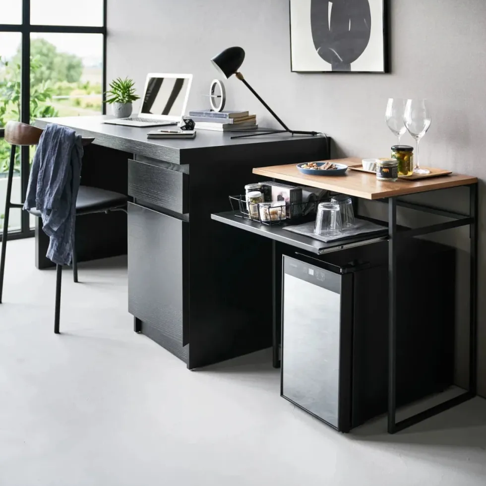 Sidebord med treplate og uttrekkbar hylle sort 53 x 45 x 66,8 cm