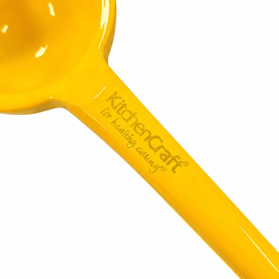 Sitronpresse i metall gul 22,5 cm fra KitchenCraft