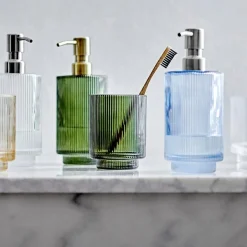Såpedispenser Clarity mørkegrønn i rillet glass 19,5 cm